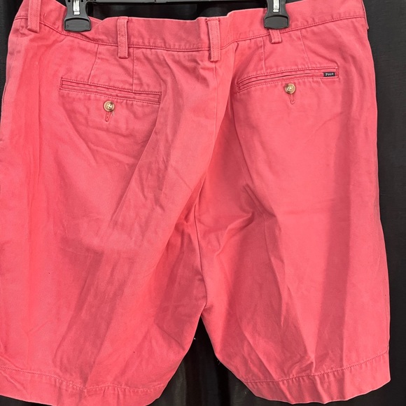 Shorts - Picture 3 of 3